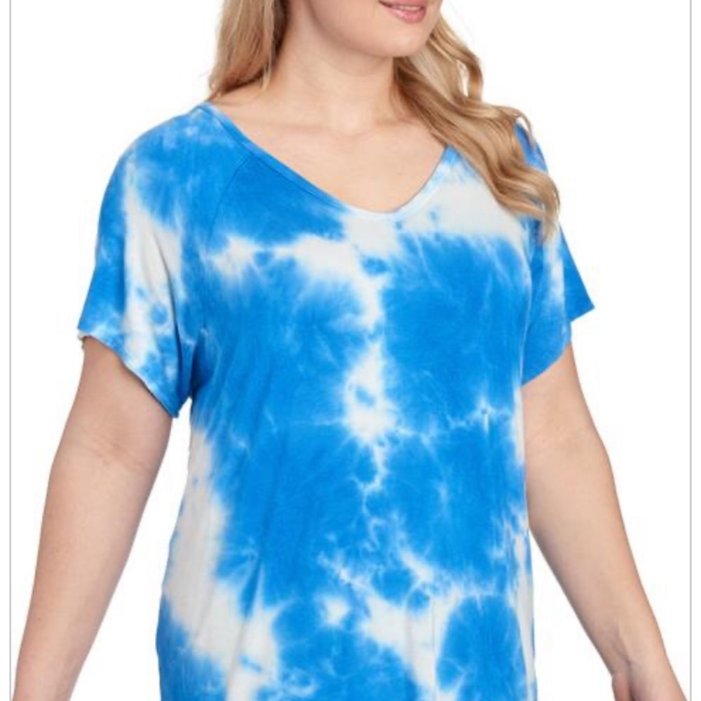 For The Republic Tie Dye V-Neck Tee.